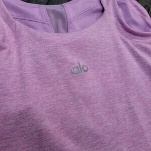 Alo Yoga Tank Top Womens Medium Pink Athletic Workout Shelf Bra Camisole